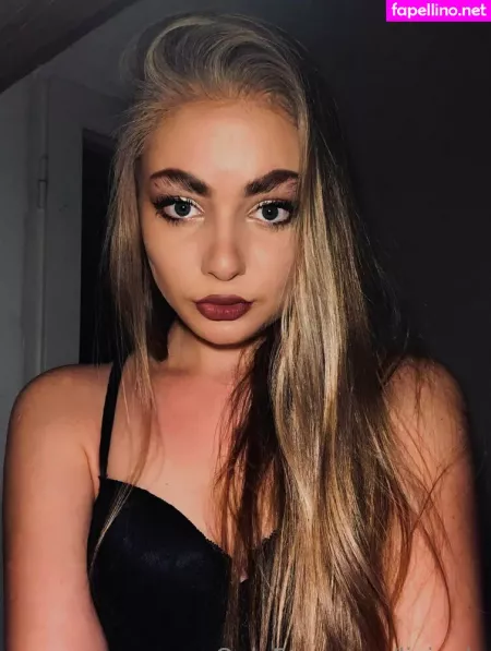 Livionly OnlyFans Thumbnail #dSsFb44fzk