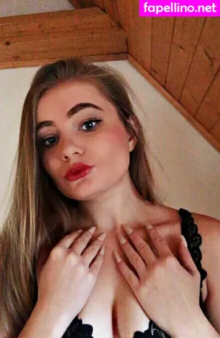 Livionly OnlyFans Thumbnail #zCKTu4NY05