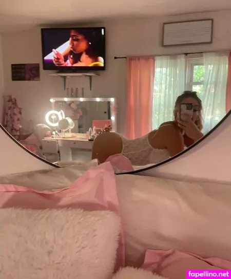 Livkrassow777 OnlyFans Thumbnail #bOTjp5m1qV