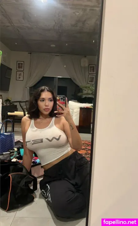 Livmia OnlyFans Thumbnail #z2c4LewEDO