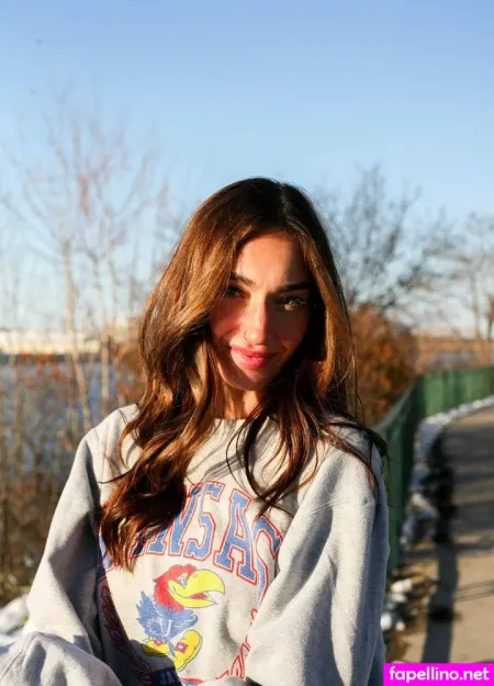 Livrylee OnlyFans Thumbnail #410PYPF4Ib