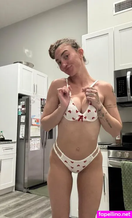 Livrylee OnlyFans Thumbnail #AgBz9wd4IN