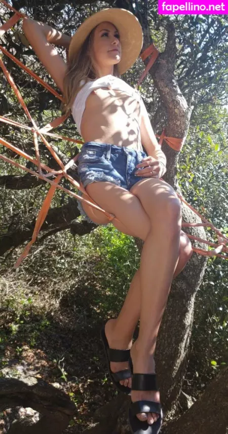 Livvnthedream OnlyFans Thumbnail #maDjGhbErC