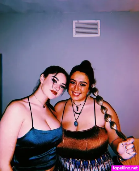 Livvy 1 OnlyFans Thumbnail #AWuSkBOuOL