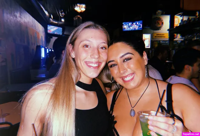 Livvy 1 OnlyFans Thumbnail #dBFeWoWl27