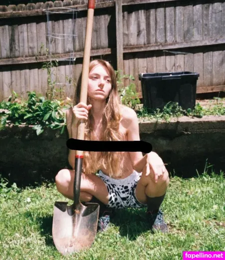 Livvy Bennett OnlyFans Thumbnail #2EbCDW9kvq