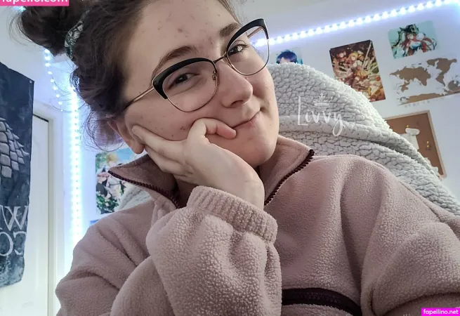 Livvy Free OnlyFans Thumbnail #LdcdY2XfmV