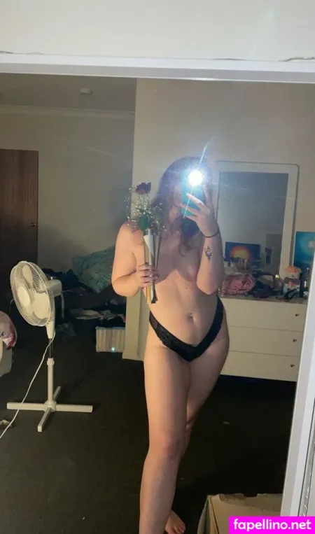 Livvy Kayte OnlyFans Thumbnail #dUejIxS4NO