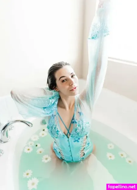 Livvy5493 OnlyFans Thumbnail #O4lsFCI2In