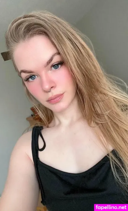 Livwildflowerz OnlyFans Thumbnail #OLeDAG78aW