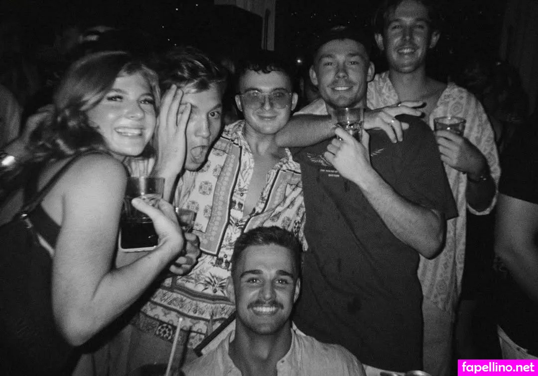 livwwilliams, oliviamark Nude Leaked OnlyFans Photo #DvfVNdzCGd