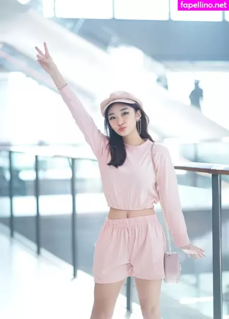 Livy Renata OnlyFans Thumbnail #Nfh8bimO2o