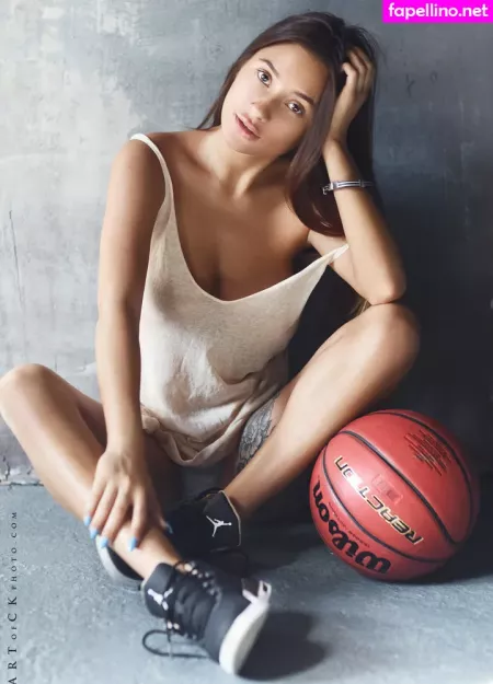 Liya Silver OnlyFans Thumbnail #XIdAr5sfko