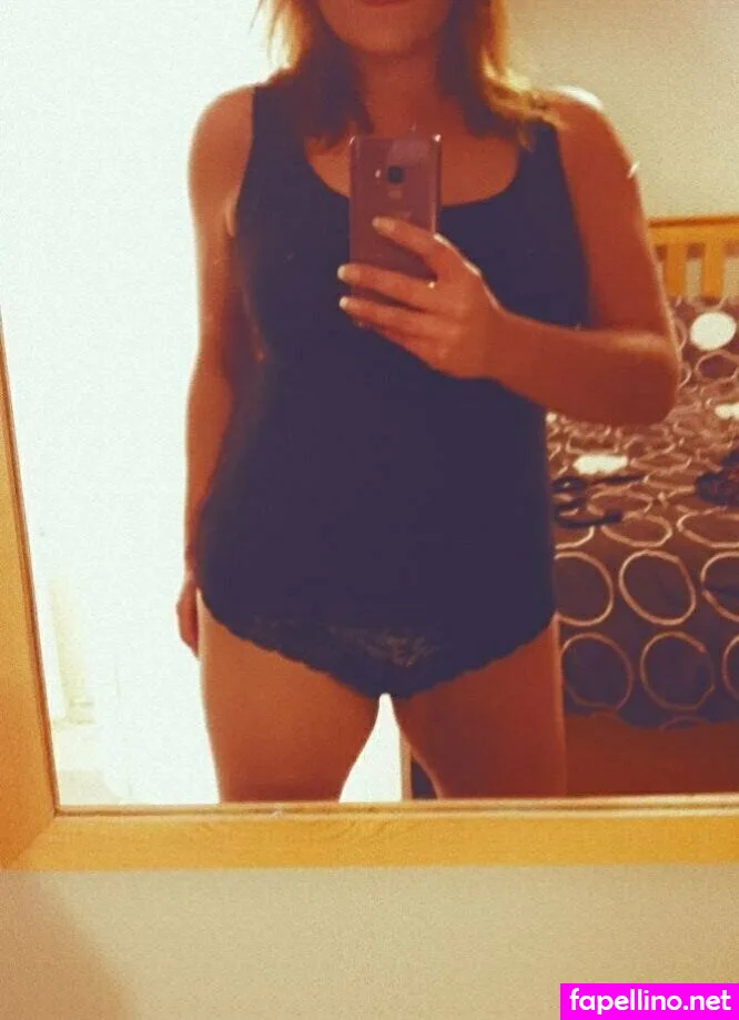 liz_b3th_46, mombehindthehustle Nude Leaked OnlyFans Photo #1Fp8kfHZA9