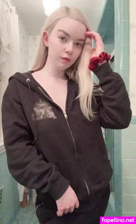Liz Leblanc OnlyFans Thumbnail #FxuKLjwR82