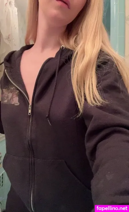 Liz Leblanc OnlyFans Thumbnail #StEgA1TgPD