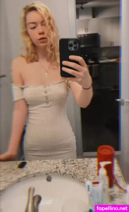 Liz Leblanc OnlyFans Thumbnail #svMIBk2WcI