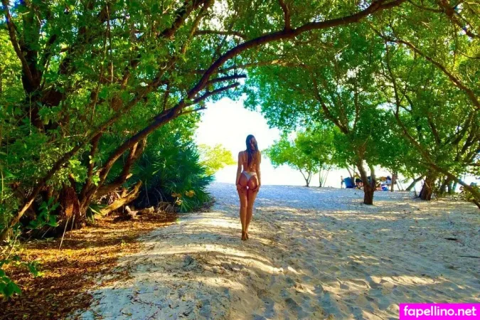 Liz Moonz OnlyFans Thumbnail #WMnA6Rucpb