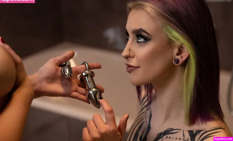 Liz Tyrious OnlyFans Thumbnail #MFAKimCmp1