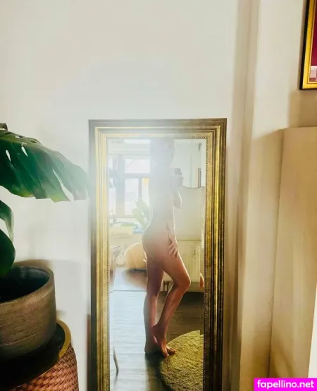 Liz Van K OnlyFans Thumbnail #TRHx4fpQhX