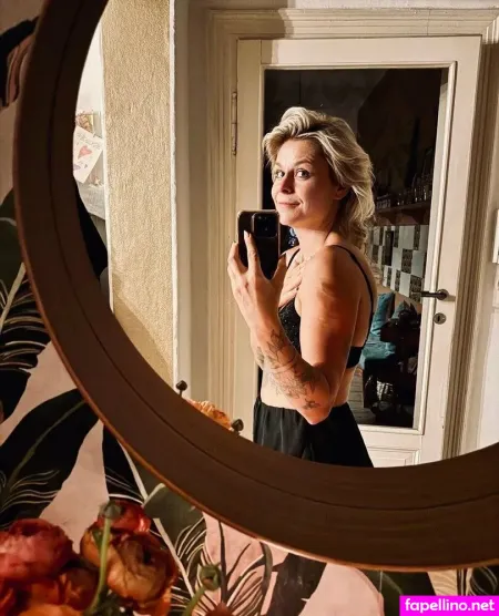 Liz Van K OnlyFans Thumbnail #lcInMW0Po4