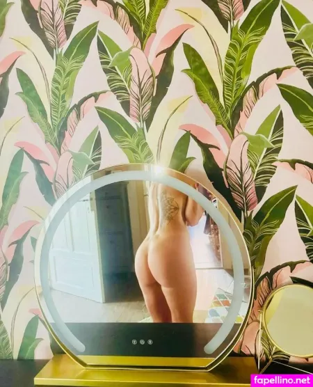 Liz Van K OnlyFans Thumbnail #v9EjiONwaV