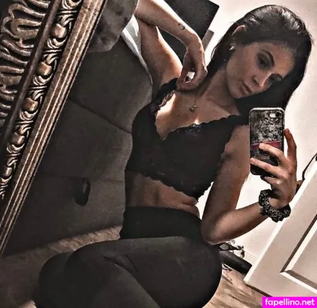 Liz29blr OnlyFans Thumbnail #to2WxBqRMl