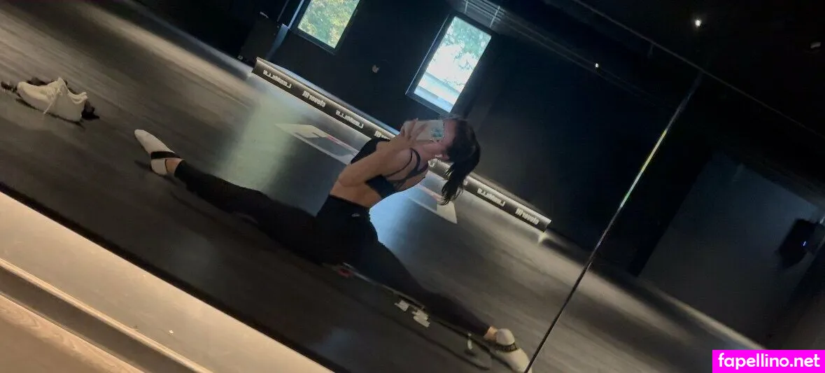 liza_18543, liza_18y.o Nude Leaked OnlyFans Photo #3yQ4Keqrdx
