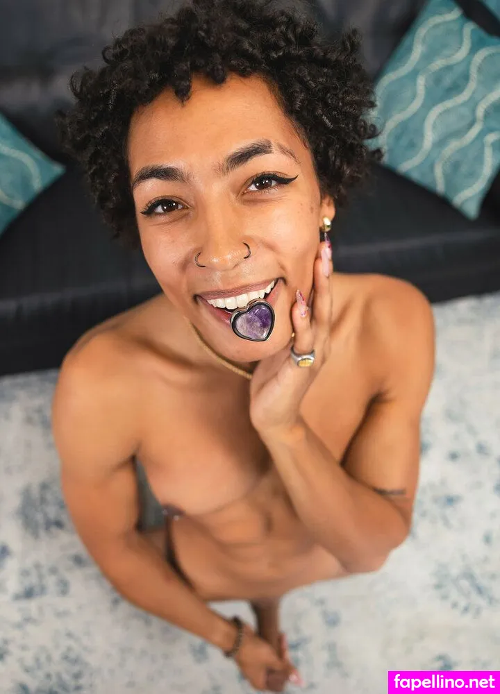 LizaAmethyst, __lizabelle__, liza_amethyst Nude Leaked OnlyFans Photo #FwunELlnST