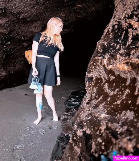 Liza Grimm OnlyFans Thumbnail #9QzOXIirXM