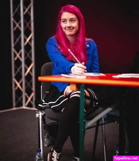 Liza Grimm OnlyFans Thumbnail #9WM00JlftP