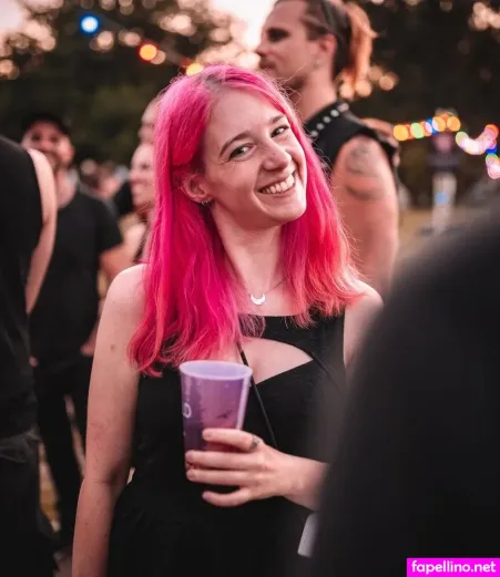 Liza Grimm OnlyFans Thumbnail #AUV4QAFVff