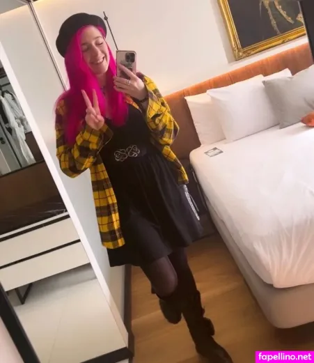 Liza Grimm OnlyFans Thumbnail #Devx0o5ZNS