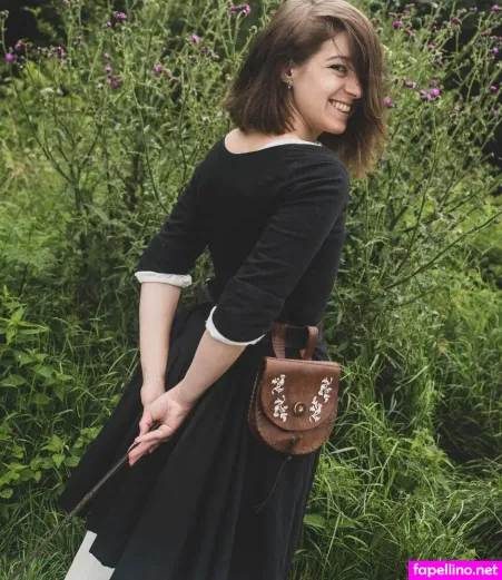 Liza Grimm OnlyFans Thumbnail #EY1KFjqLMv