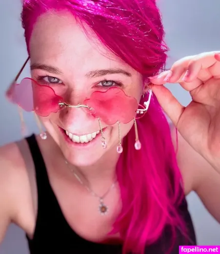 Liza Grimm OnlyFans Thumbnail #IUrCugLYN6