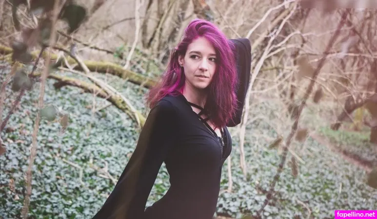 Liza Grimm OnlyFans Thumbnail #SekJjmU9MX