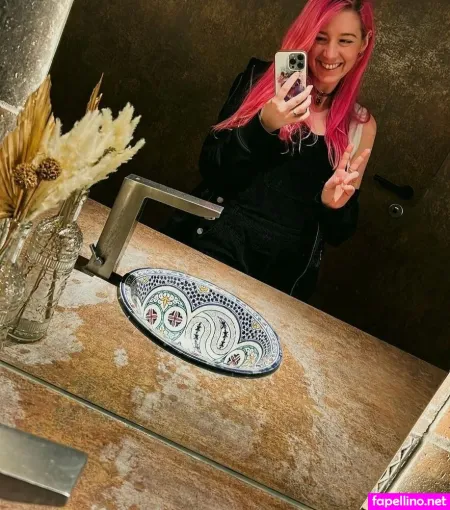 Liza Grimm Main Profile Photo