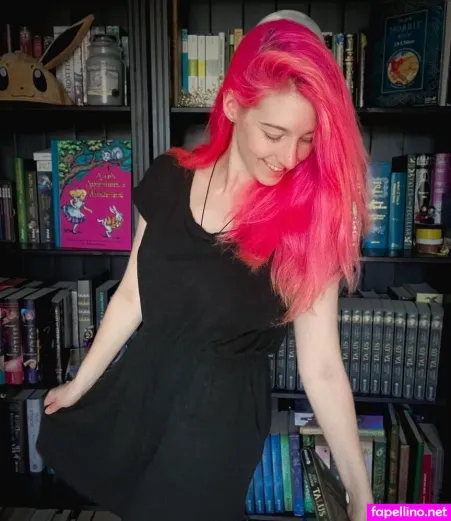 Liza Grimm OnlyFans Thumbnail #yqLyrZ3yAE