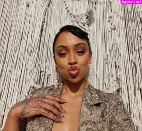 Liza Koshy OnlyFans Thumbnail #B2ktyZqRw4