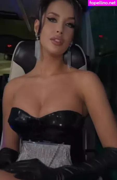 Liza Makhu OnlyFans Thumbnail #diDlP8J6C1