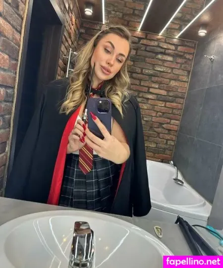 Liza Moon OnlyFans Thumbnail #4lphbn2YYS