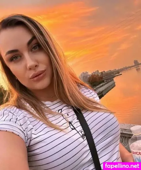 Liza Moon OnlyFans Thumbnail #BUsfNFyvHT