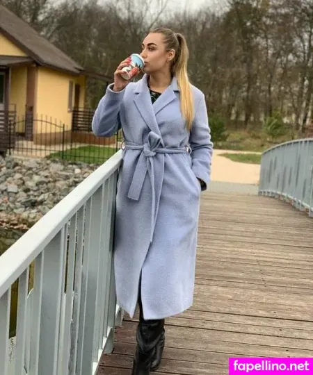 Liza Moon OnlyFans Thumbnail #I9OkUIhSCq