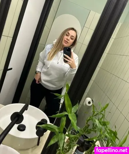 Liza Moon OnlyFans Thumbnail #MxhdN9kNcx