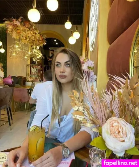 Liza Moon OnlyFans Thumbnail #b0JpoM9B3i