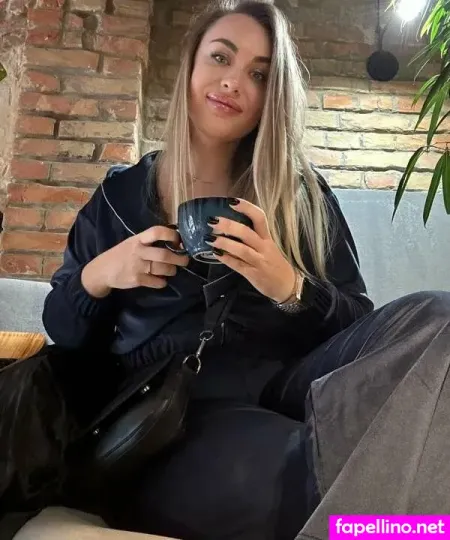 Liza Moon OnlyFans Thumbnail #exKYv8x7Wa