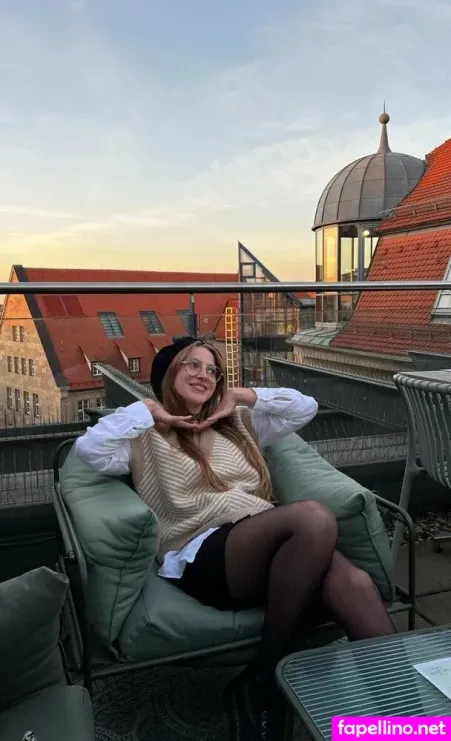 Liza Rose OnlyFans Thumbnail #8mDeGIOivT