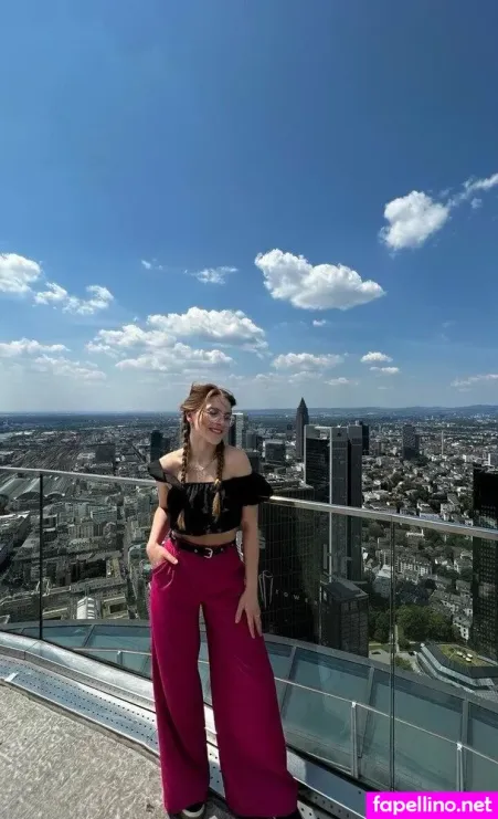 Liza Rose OnlyFans Thumbnail #xbzEncI8kd