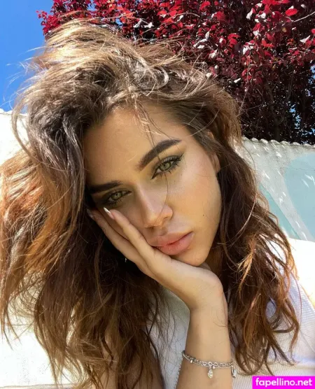 Liza Sami OnlyFans Thumbnail #LHYbwuolyF