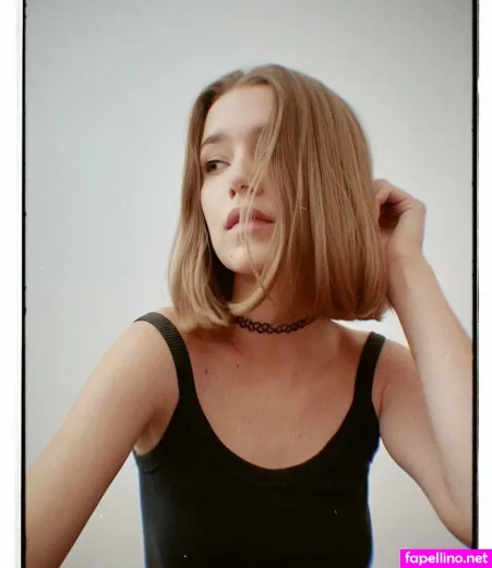 Liza Voroncova OnlyFans Thumbnail #0XwpxeI0tf